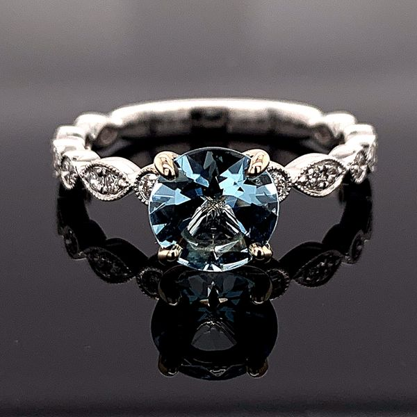 Aquamarine And Diamond Ring Geralds Jewelry Oak Harbor, WA
