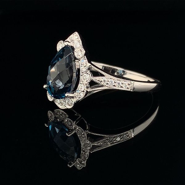 London Blue Topaz and Diamond Vintage Style Ring Image 3 Geralds Jewelry Oak Harbor, WA