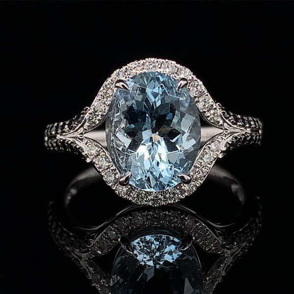 2.39Ct Oval Cut Aquamarine And Diamond Ring Geralds Jewelry Oak Harbor, WA