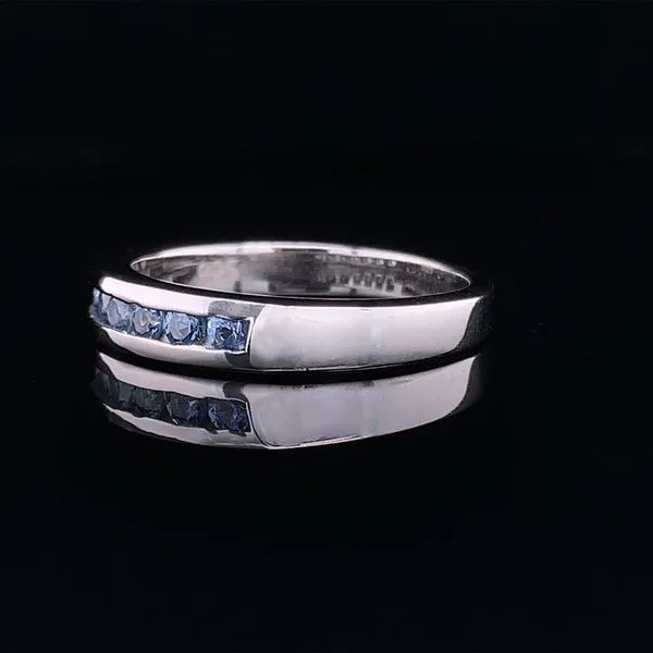 7 Stone Yogo Sapphire Channel Band Image 2 Geralds Jewelry Oak Harbor, WA