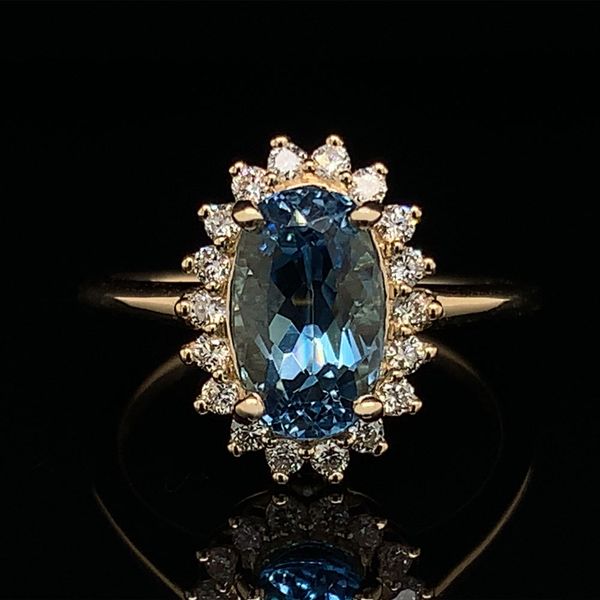 Oval Aquamarine And Diamond Halo Ring Geralds Jewelry Oak Harbor, WA