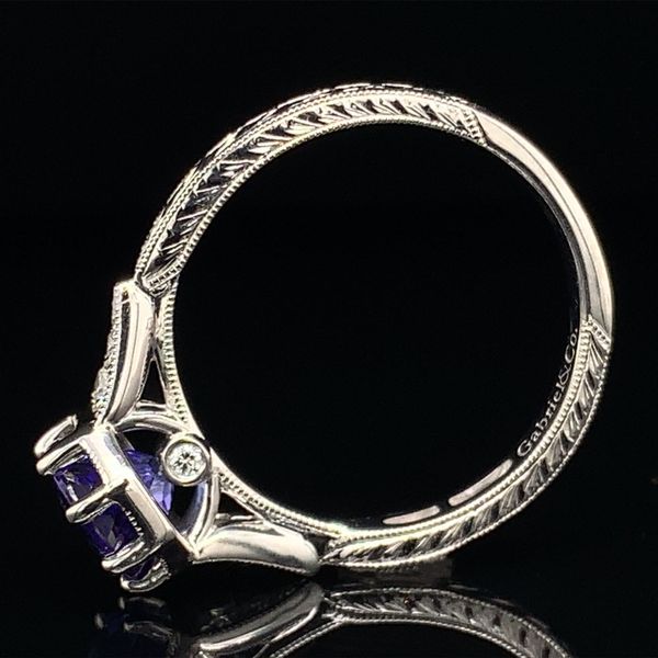 Vintage Inspired Tanzanite and Diamond Ring Image 3 Geralds Jewelry Oak Harbor, WA