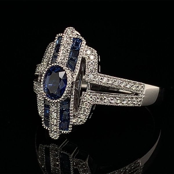 Sapphire And Diamond Vintage Style Ring Image 2 Geralds Jewelry Oak Harbor, WA