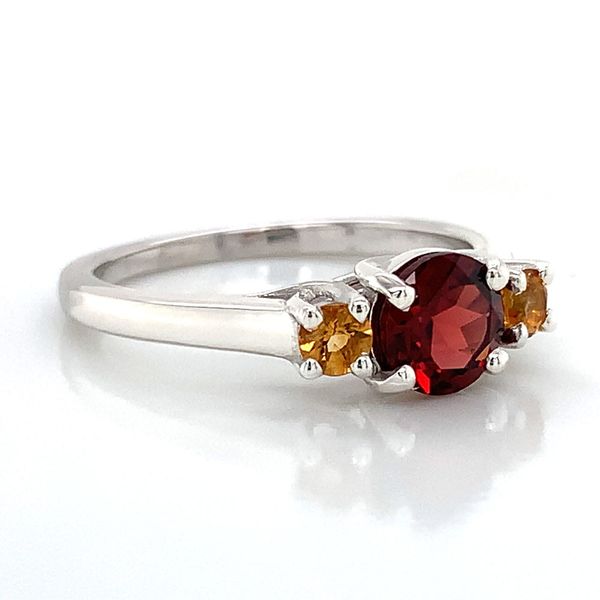 Garnet and Citrine 3 Stone Ring Image 4 Geralds Jewelry Oak Harbor, WA