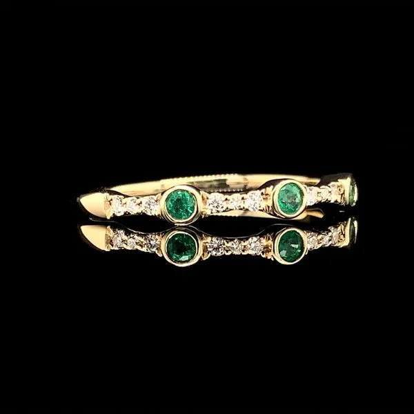 Yellow Gold Alternating Emerald And Diamond Fashion Ring Image 2 Geralds Jewelry Oak Harbor, WA