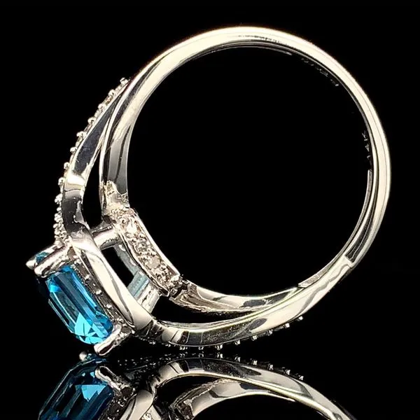 Swiss Blue Topaz And Diamond Ring Image 3 Geralds Jewelry Oak Harbor, WA