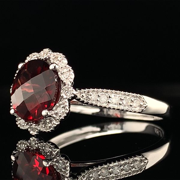 Garnet And Diamond Halo Ring Image 3 Geralds Jewelry Oak Harbor, WA