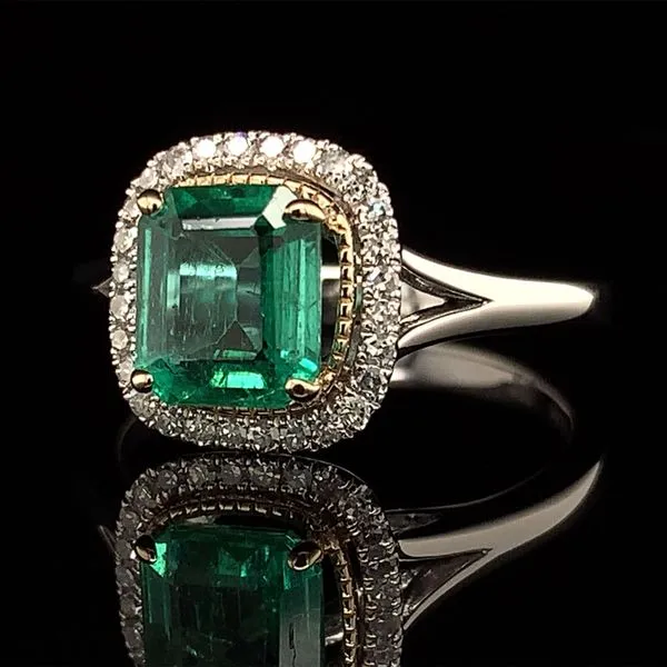 Emerald And Diamond Halo Ring Image 2 Geralds Jewelry Oak Harbor, WA
