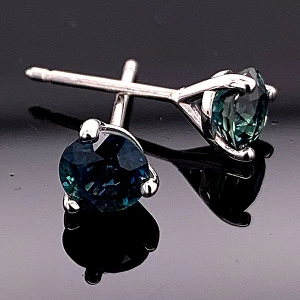 Montana Sapphire Stud Earrings Geralds Jewelry Oak Harbor, WA