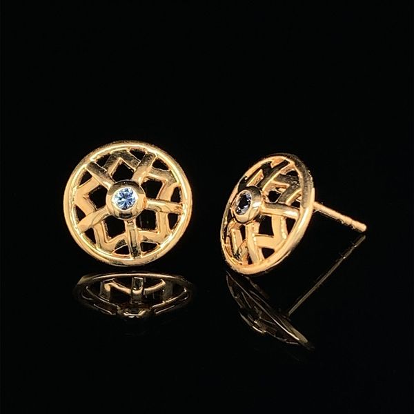 Open Metalwork Yogo Sapphire Earrings Image 2 Geralds Jewelry Oak Harbor, WA