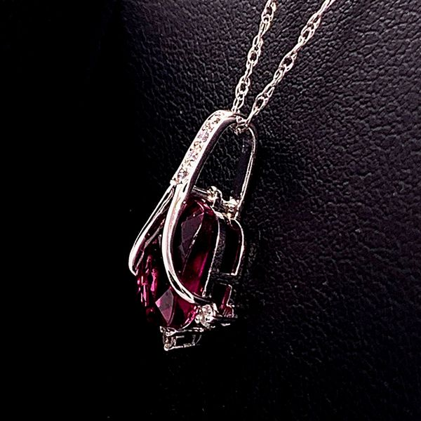 Rhodolite Garnet and Diamond Pendant Image 2 Geralds Jewelry Oak Harbor, WA