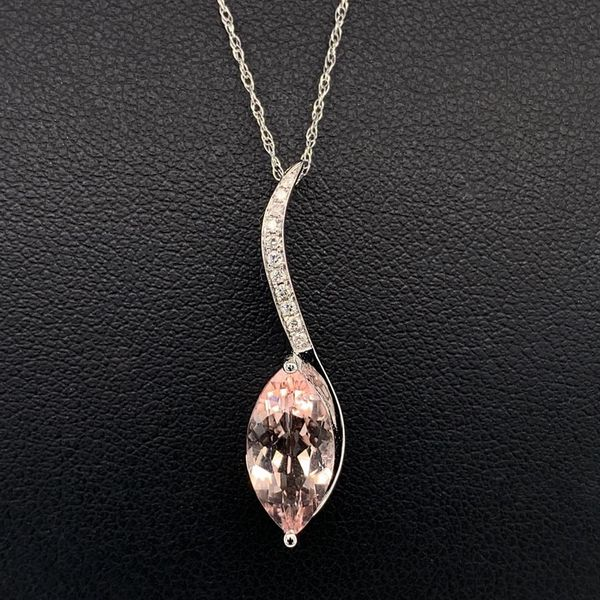 Morganite and Diamond Pendant Geralds Jewelry Oak Harbor, WA