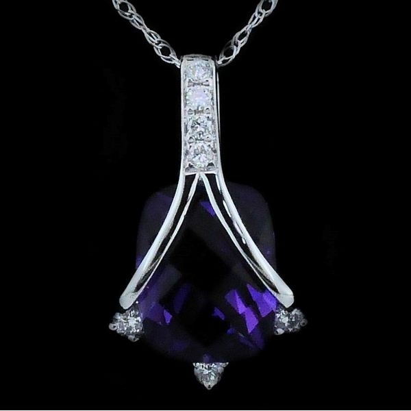 Amethyst and Diamond Pendant Geralds Jewelry Oak Harbor, WA