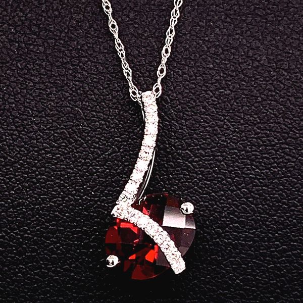 Rhodolite Garnet and Diamond Pendant Geralds Jewelry Oak Harbor, WA