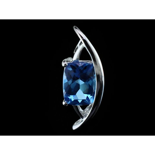 Swiss Blue Topaz Pendant Geralds Jewelry Oak Harbor, WA