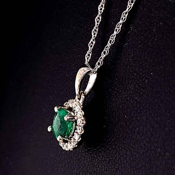 Emerald And Diamond Halo Style Pendant Image 2 Geralds Jewelry Oak Harbor, WA