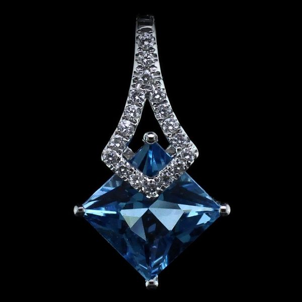 Blue Topaz and Diamond Pendant Geralds Jewelry Oak Harbor, WA