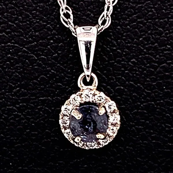 Alexandrite And Diamond Halo Pendant Geralds Jewelry Oak Harbor, WA
