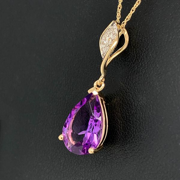 Pear Shaped Amethyst And Diamond Pendant Image 2 Geralds Jewelry Oak Harbor, WA