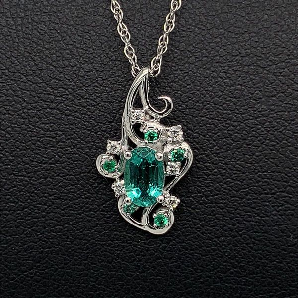 Custom Natural Zambian Emerald Pendant Geralds Jewelry Oak Harbor, WA