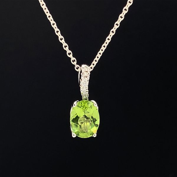 Peridot And Diamond Pendant Geralds Jewelry Oak Harbor, WA