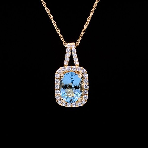 Aquamarine and Diamond Pendant Geralds Jewelry Oak Harbor, WA