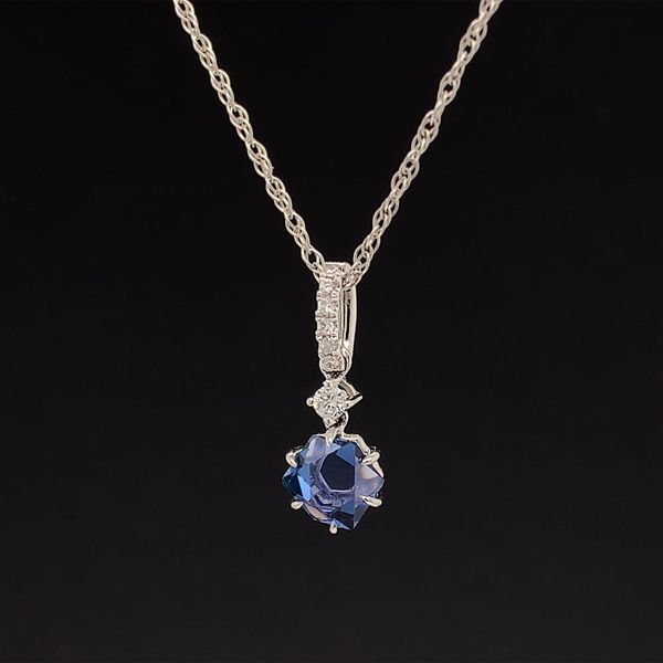Octahedron Cut Yogo Sapphire And Diamond Platinum Pendant Geralds Jewelry Oak Harbor, WA
