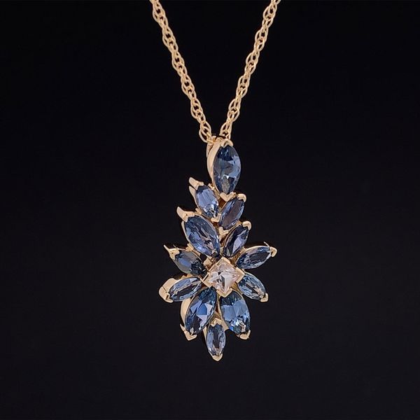 Custom Freeform Yogo Sapphire Pendant Image 3 Geralds Jewelry Oak Harbor, WA