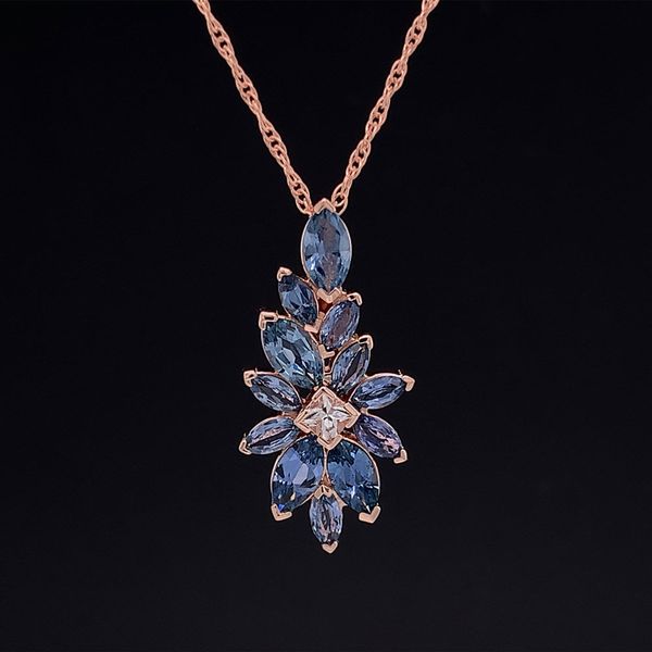 Custom Freeform Yogo Sapphire Pendant Geralds Jewelry Oak Harbor, WA