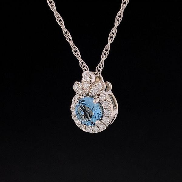 Aquamarine And Diamond Accented HaloPendant Image 2 Geralds Jewelry Oak Harbor, WA