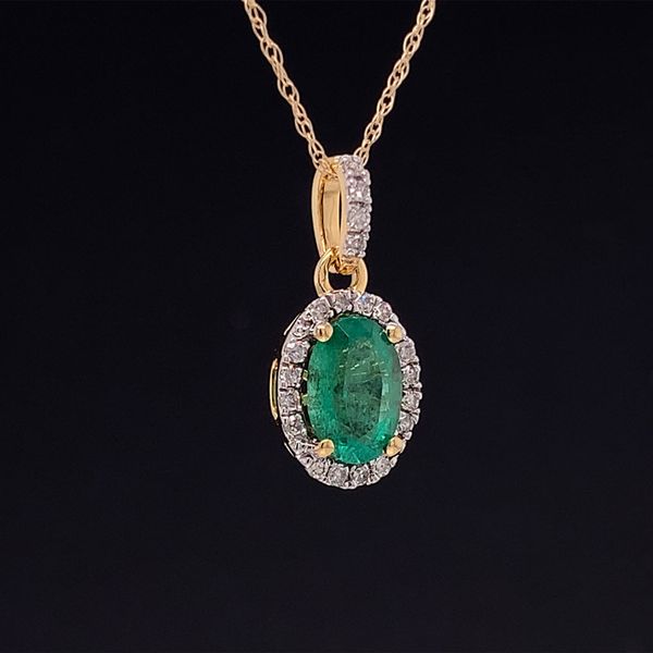 Oval Emerald And Diamond Halo Pendant Image 3 Geralds Jewelry Oak Harbor, WA