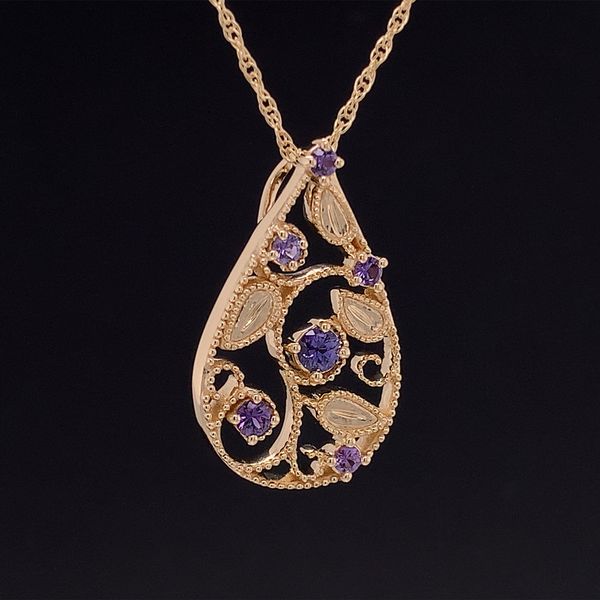 Rare Purple Yogo Sapphire Filigree Yellow Gold Pendant Image 2 Geralds Jewelry Oak Harbor, WA