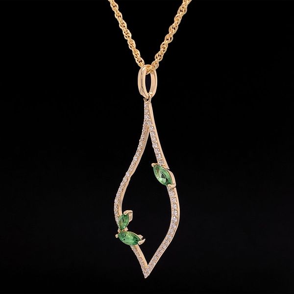 Yellow Gold Tsavorite Garnet And Diamond Pendant Image 3 Geralds Jewelry Oak Harbor, WA