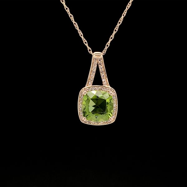 Peridot And Diamond Halo Pendant Geralds Jewelry Oak Harbor, WA