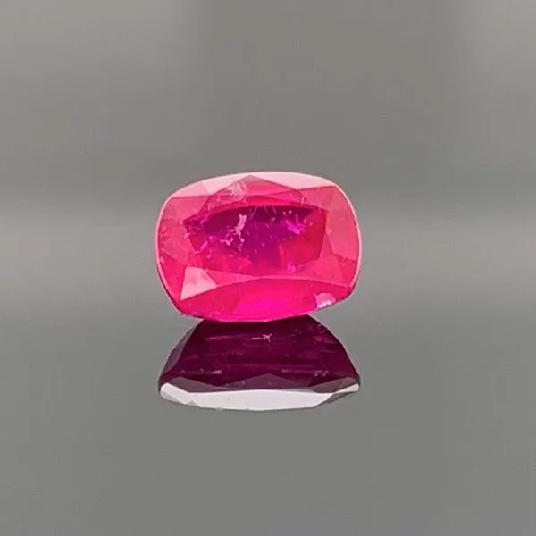 1.02ct Cushion Cut Ruby Geralds Jewelry Oak Harbor, WA
