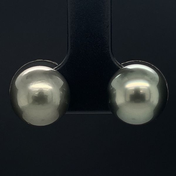Tahitian Pearl Stud Earrings Image 2 Geralds Jewelry Oak Harbor, WA
