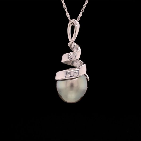 Tahitian Pearl and White Gold Pendant Image 3 Geralds Jewelry Oak Harbor, WA