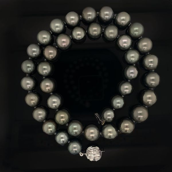 Tahitian Pearl Strand Image 3 Geralds Jewelry Oak Harbor, WA