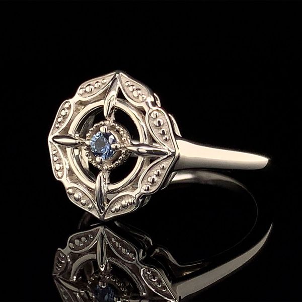 Compass Yogo Sapphire Ring Image 2 Geralds Jewelry Oak Harbor, WA