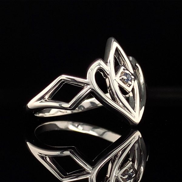 Open Tulip Yogo Sapphire Ring Image 3 Geralds Jewelry Oak Harbor, WA