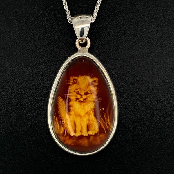 Hand Carved Amber Cat Pendant Geralds Jewelry Oak Harbor, WA