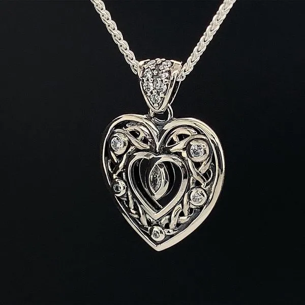 Keith Jack Celtic Heart Pendant Image 2 Geralds Jewelry Oak Harbor, WA