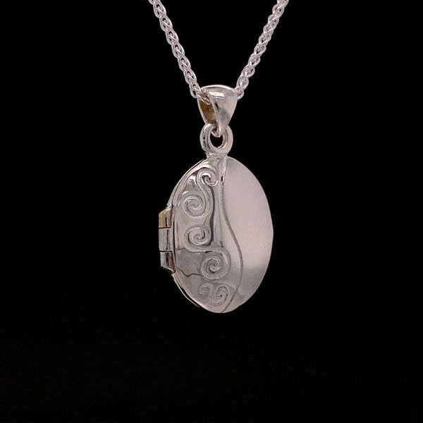 Keith Jack Celtic Spiral Locket Geralds Jewelry Oak Harbor, WA