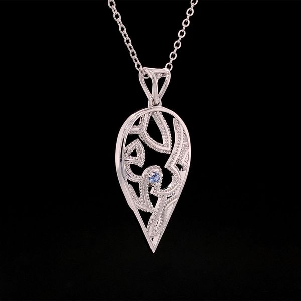 Milgrain Paisley Inspired Yogo Pendant Image 2 Geralds Jewelry Oak Harbor, WA