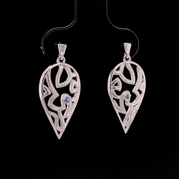 Abstract Paisley Inspired Yogo Sapphire Earrings Image 2 Geralds Jewelry Oak Harbor, WA
