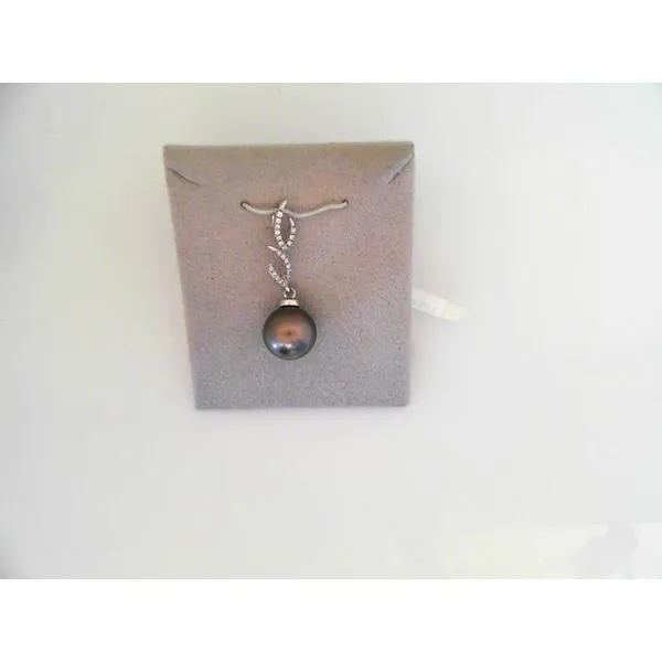 Pearl Pendant Golden Sails Jewelers, Inc. Saint Petersburg, FL