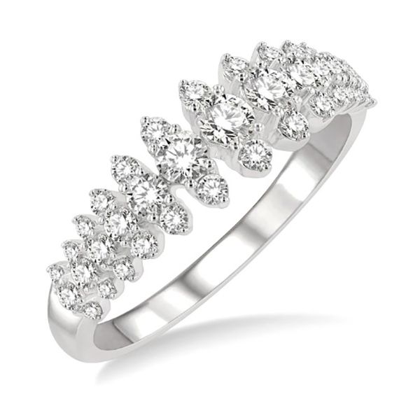 Diamond Graduated Ring Goldstein's Jewelers Mobile, AL