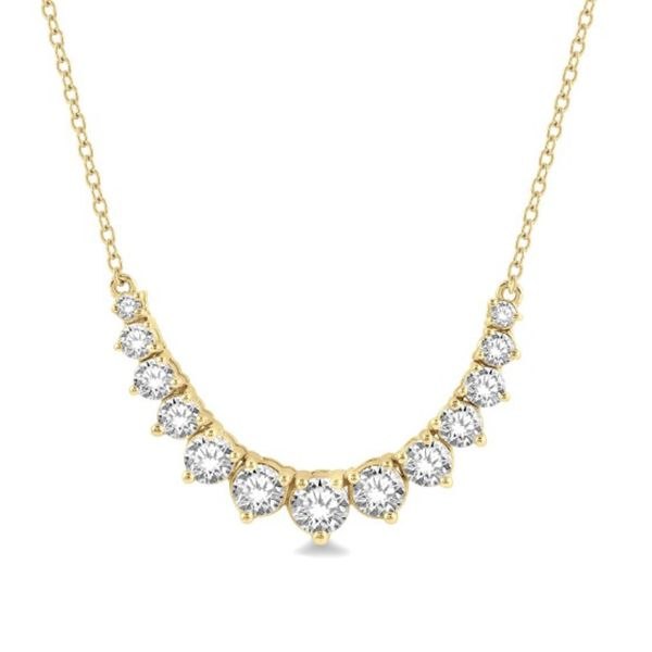Diamond Graduated Necklace Image 2 Goldstein's Jewelers Mobile, AL