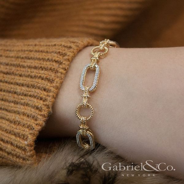 Gabriel Diamond Link Bracelet Image 4 Goldstein's Jewelers Mobile, AL