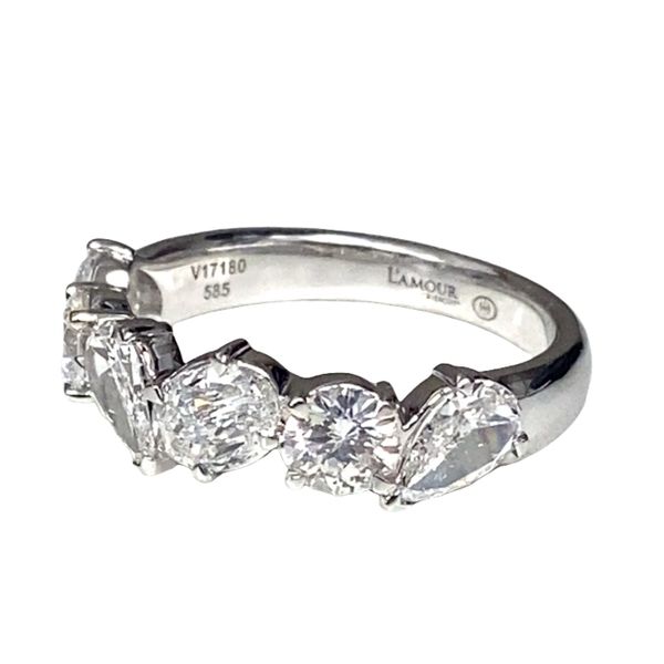 Crisscut New York L’Amour Crisscut® & Crisscut® Multi-Shape Diamond Band Image 2 Graham Jewelers Wayzata, MN